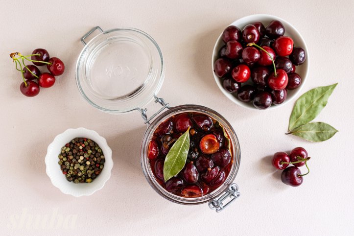 маринована черешня