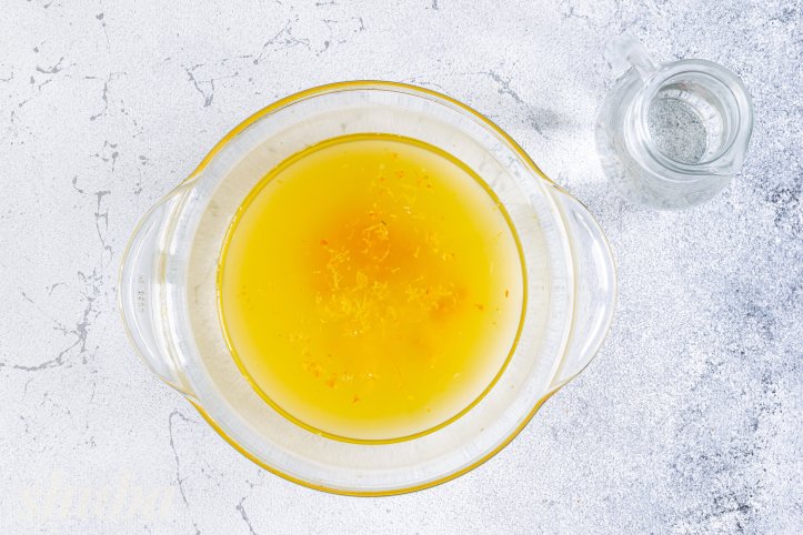 вода, цедра та сік