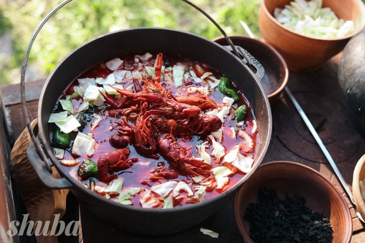 борщ з раками