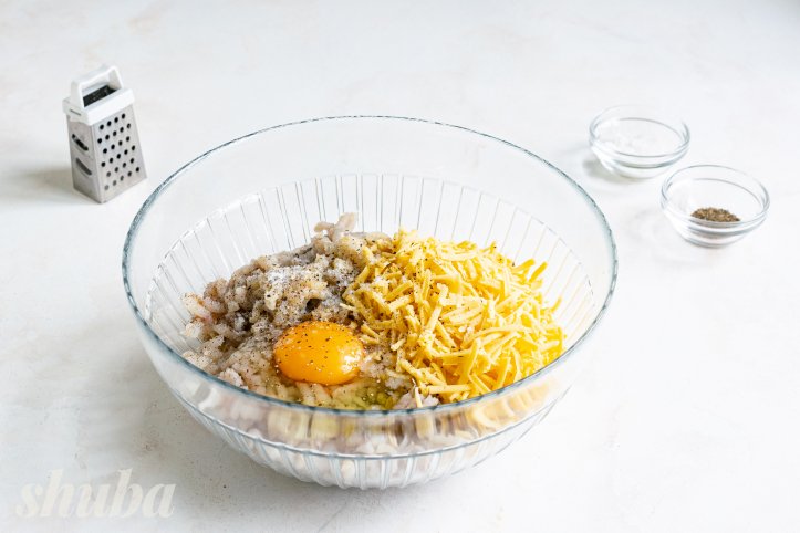 фарш з яйцем та сиром