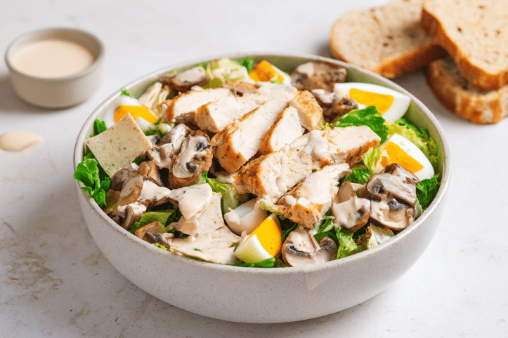 Салат з куркою