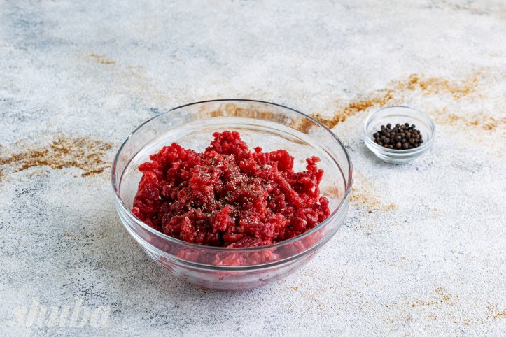 яловичий фарш