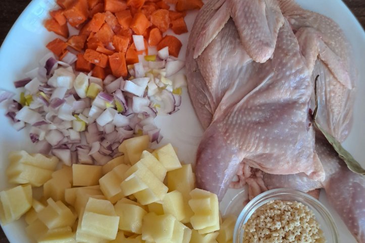 Овочі та перепілка