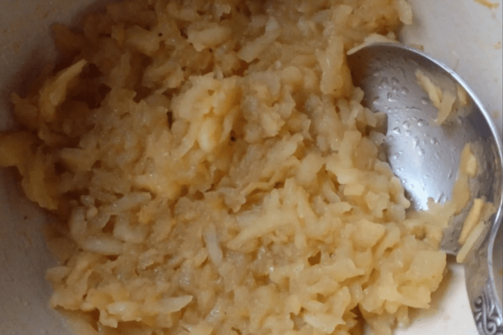 Натерте яблуко