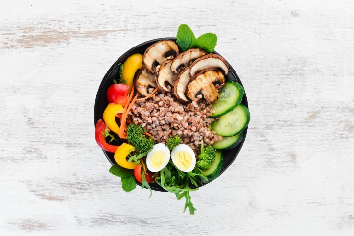 Боул з гречкою