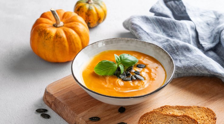 Гарбузовий суп з чорносливом