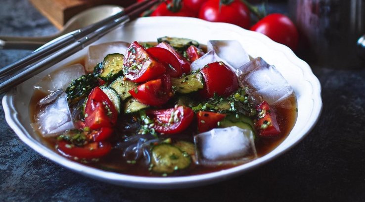 холодний азійський суп