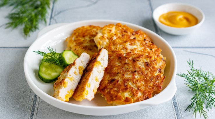 Січеники з курячим філе, кукурудзою та сиром
