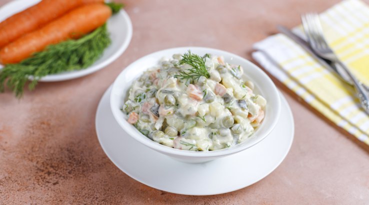 Вегетаріанське «Олів’є» з сиром тофу