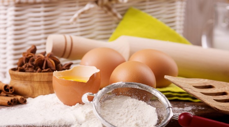 яйця, борошно