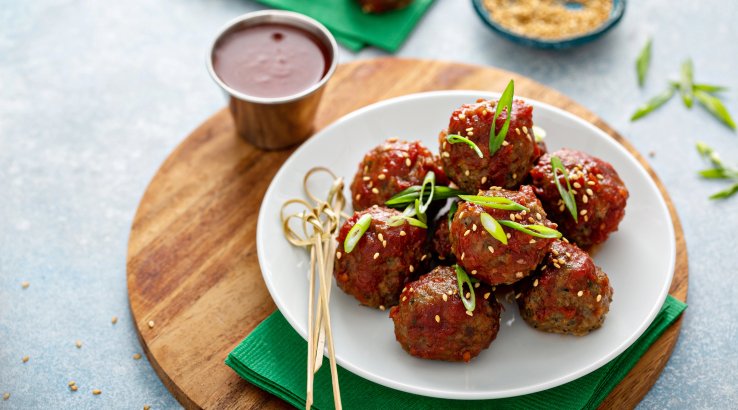 Азійські мітболи в соусі теріякі