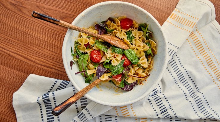 Протеїновий салат з макаронами