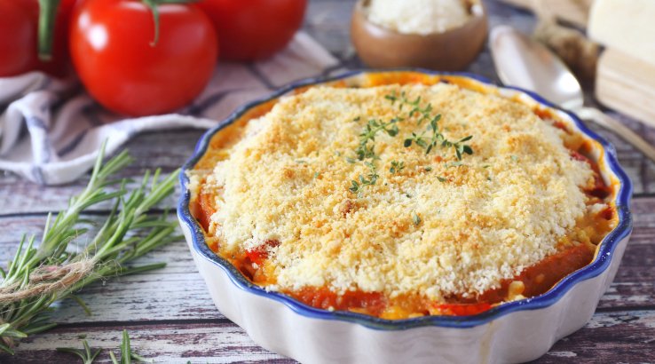 Крамбл із мускатним гарбузом і томатами чері