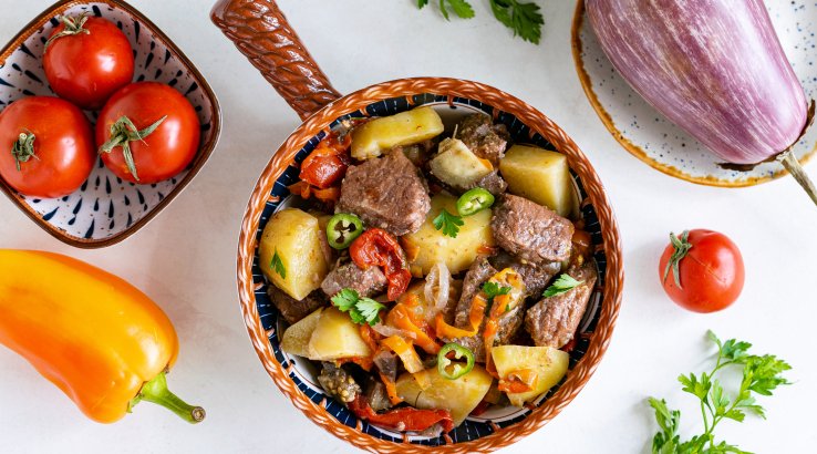 Чанахи з яловичиною і овочами