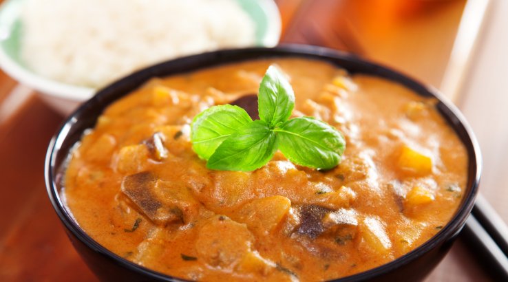 Карі з баклажанів з прянощами