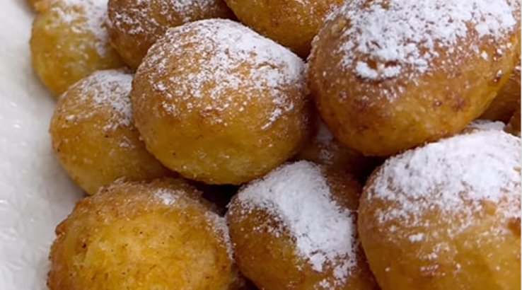 Сирні пончики на соді