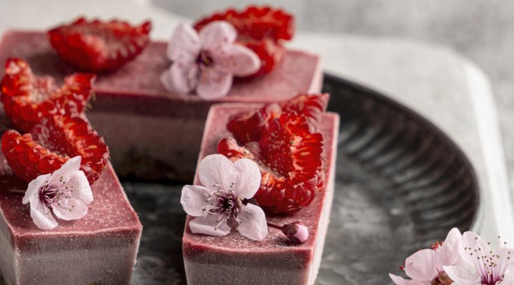 Корисний заморожений десерт із сиру та ягід