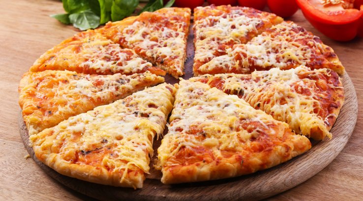 Піца з кисломолочного сиру