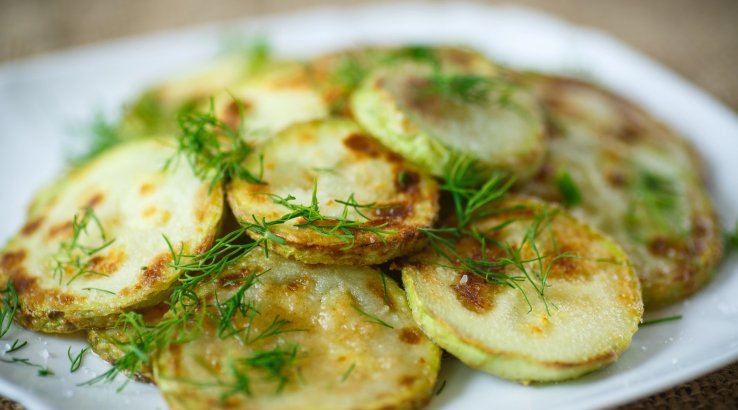 Кабачки з карі в духовці