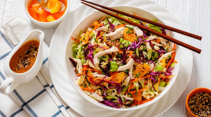 Салат з індичкою і мандаринами рецепт