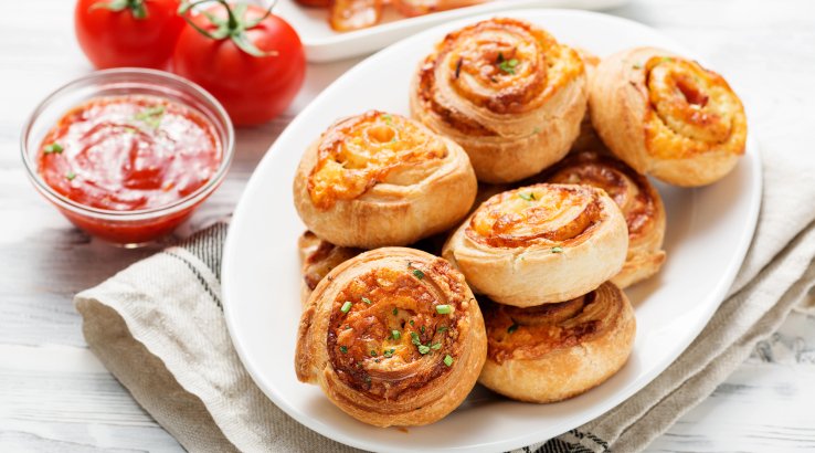 Овочеві тістечка з листкового тіста