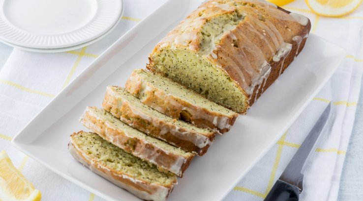 Лимонно-банановий хліб з маком