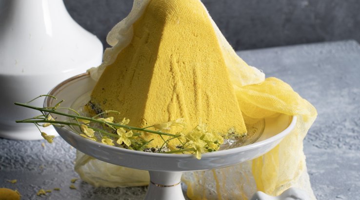 Сирна паска з обліпиховим соком