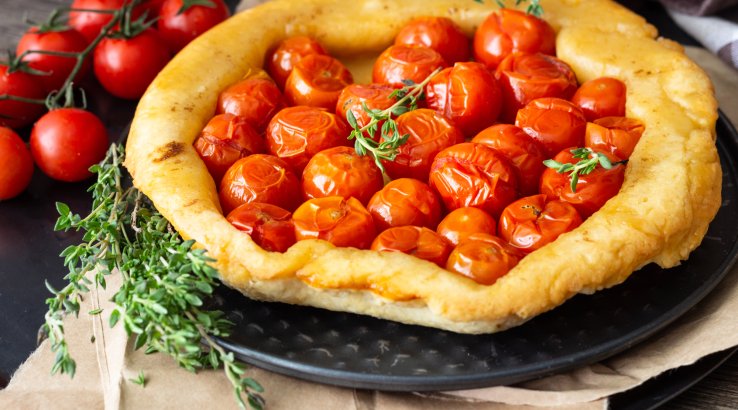 Французький тарт з помідорами