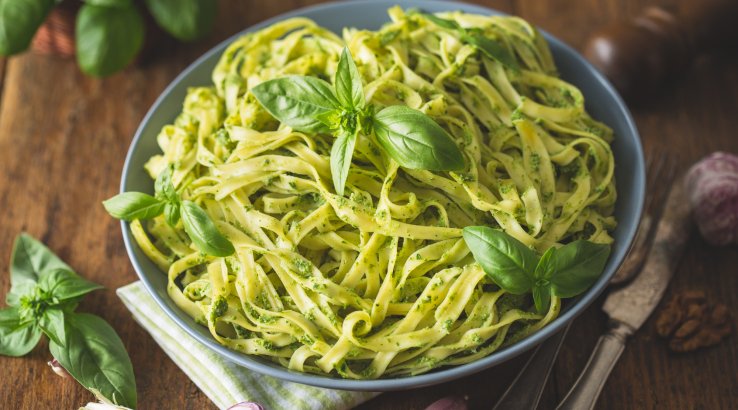 Корисна паста із соусом песто