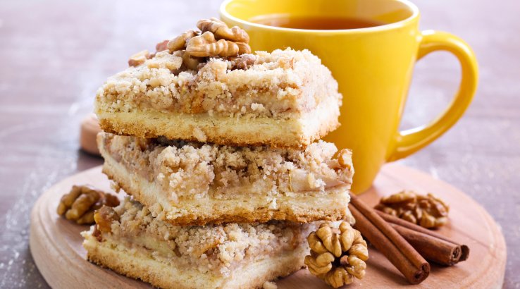 Тертий яблучний пиріг