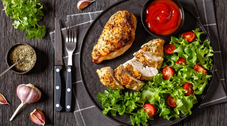 Запечена куряча грудинка