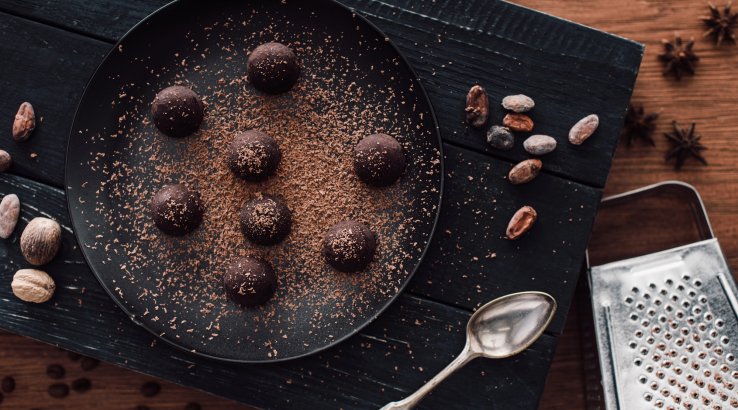 Шоколадні кульки з попкорном