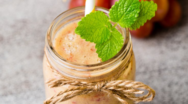 Фруктовий смузі з йогуртом рецепт