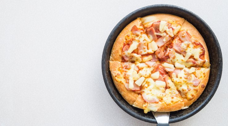 Піца на сковороді