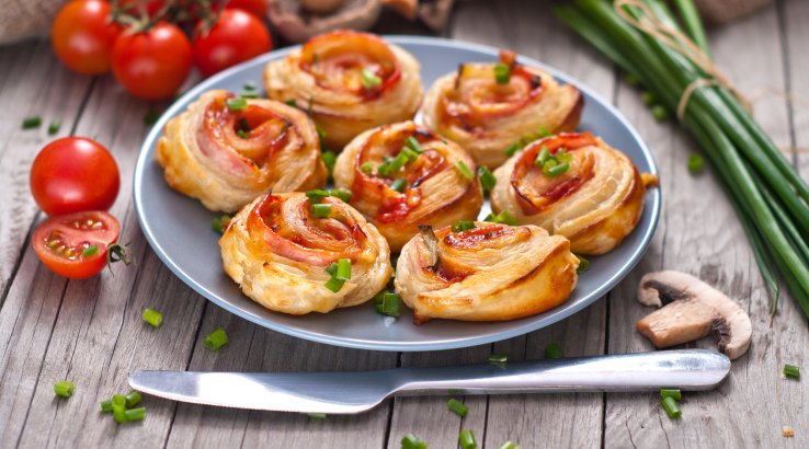 Булочки з пепероні