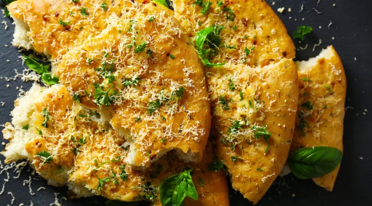 Зелена фокача з броколі