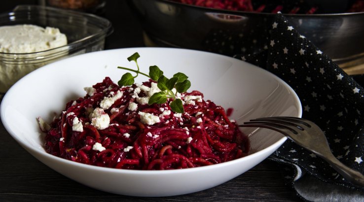 Паста з буряково-лимонним соусом