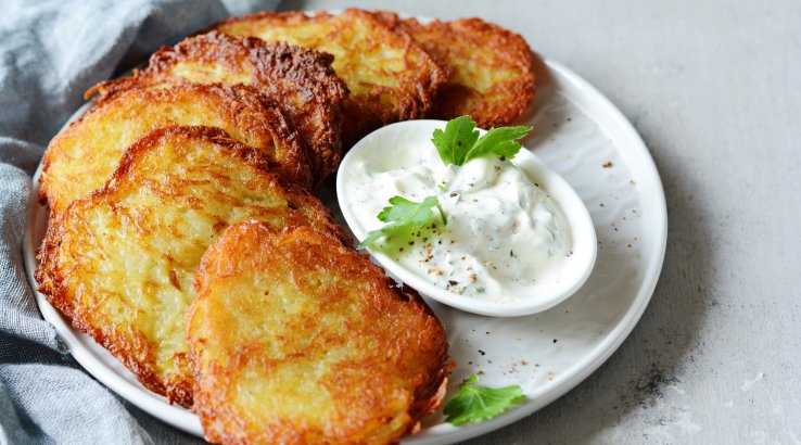 Деруни з адигейським сиром