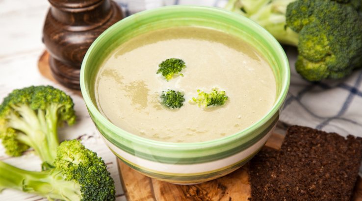 Ідеальний овочевий суп для малюків із 6 місяців — що додати