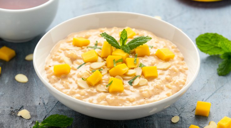 Вершковий рисовий пудинг з манго