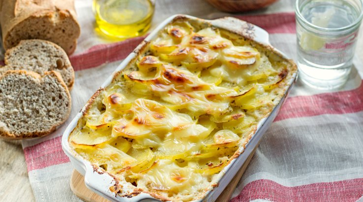 Картопляний гратен з цибулею-порей з сиром