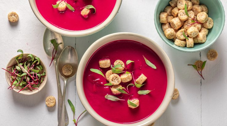 Буряковий суп з антиоксидантами