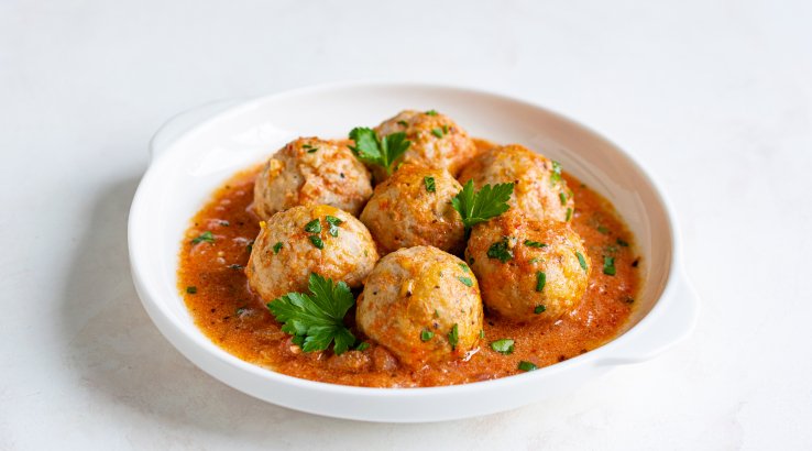 Рибні фрикадельки томатному соусі
