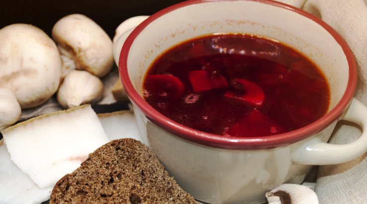 Борщ з печерицями