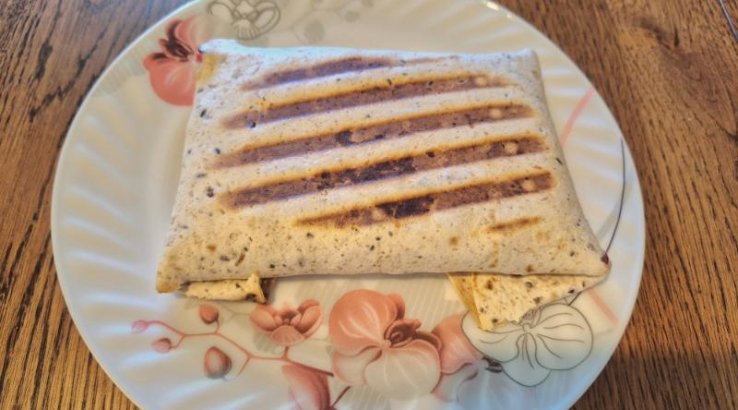 Бурито з тунцем