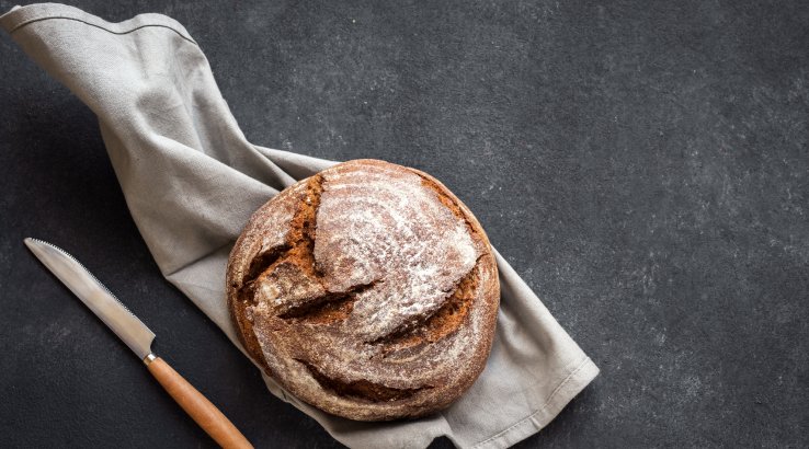 Простий домашній хліб