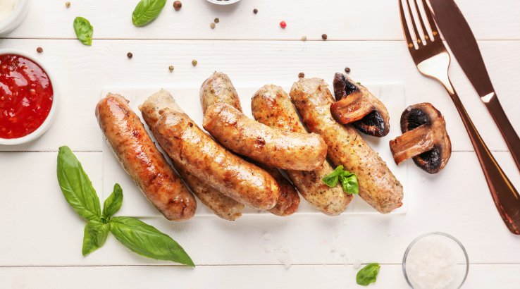 Ковбаса запечена з пивом