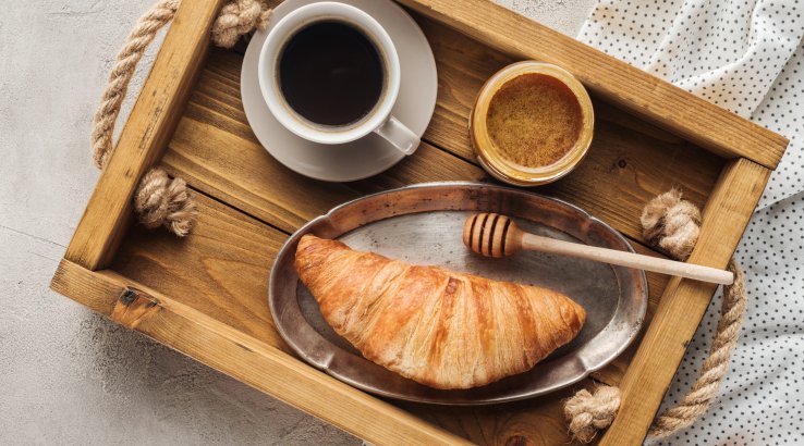 Кава з медом і корицею