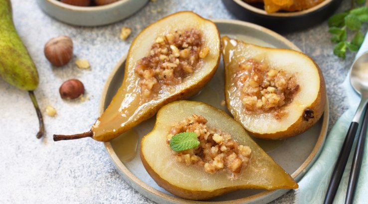 Печені груші з вівсянкою