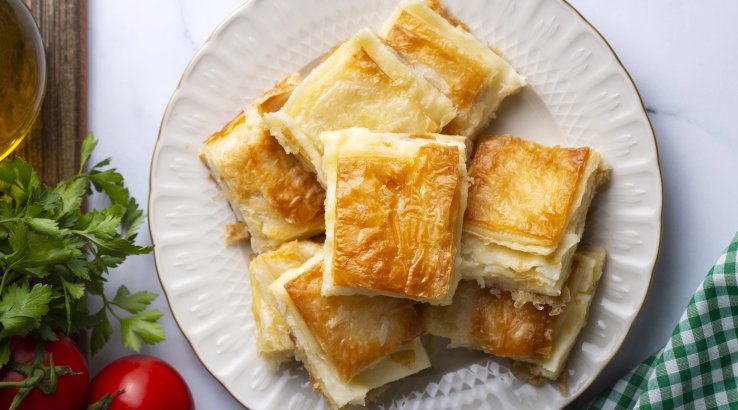 Пісний пиріг з картоплею та цибулею